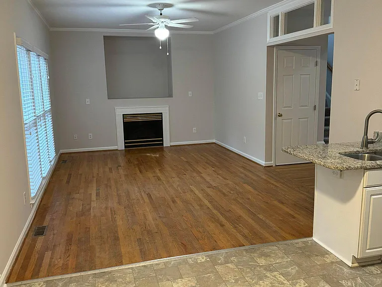 8605 Tanzanite Ct — Photo 11