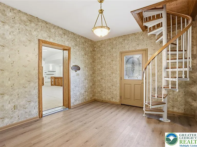 6271 Batman Rd — Photo 36