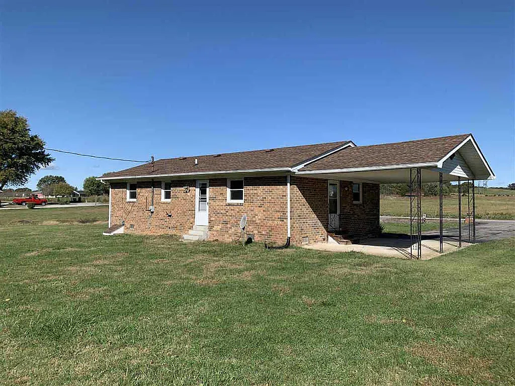 3 bed, 1029 sqft, $1,250 — Photo 3