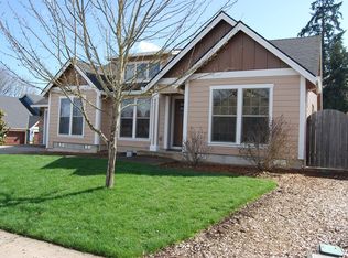 538 N 8th Pl, Carlton, OR