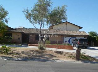 8069 Red Barn Dr, Las Vegas, NV 89123