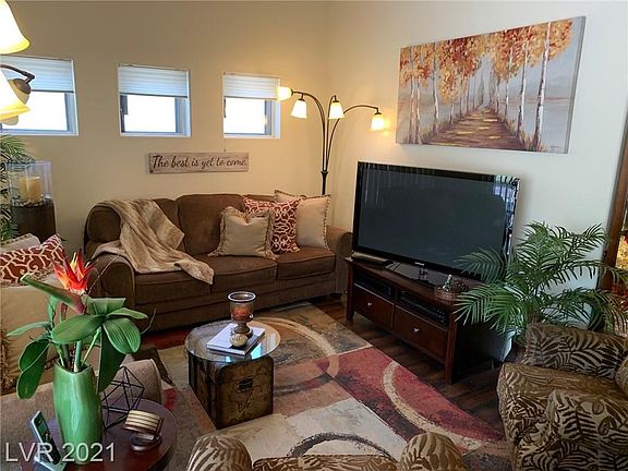 2nd image of 2633 Breakers Creek Dr