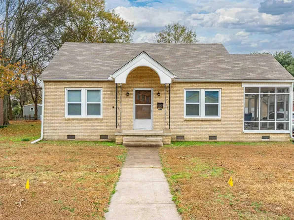 511 E Sullenberger Ave, Malvern, AR 72104
