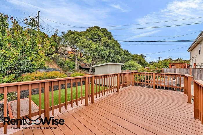 110 Cuesta Dr — Photo 44