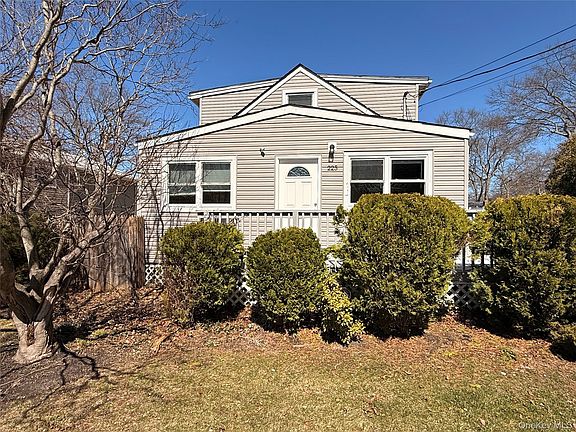 2nd image of 225 Fir Grove Road