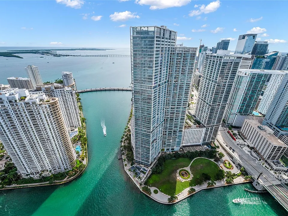 300 Biscayne Boulevard Way #5104