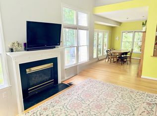 106 Granite Ridge Rd, Chapel Hill, NC 27516