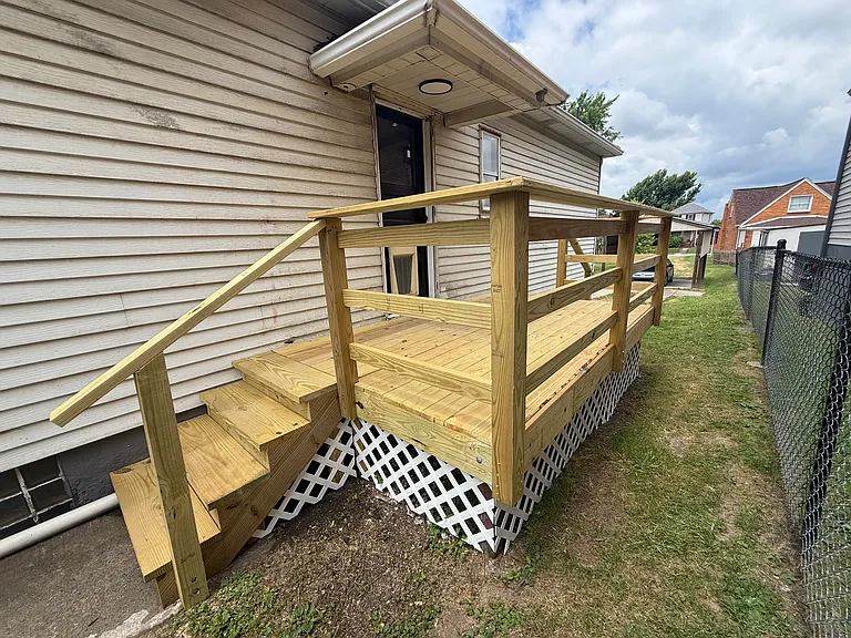 158 Frank St — Photo 19