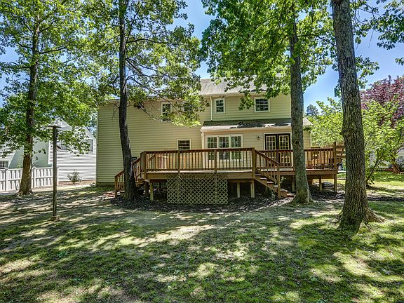 2nd image of 10708 Cliffmore Dr