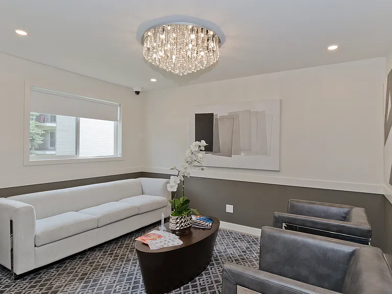 L208 University Dr NW — Photo 11
