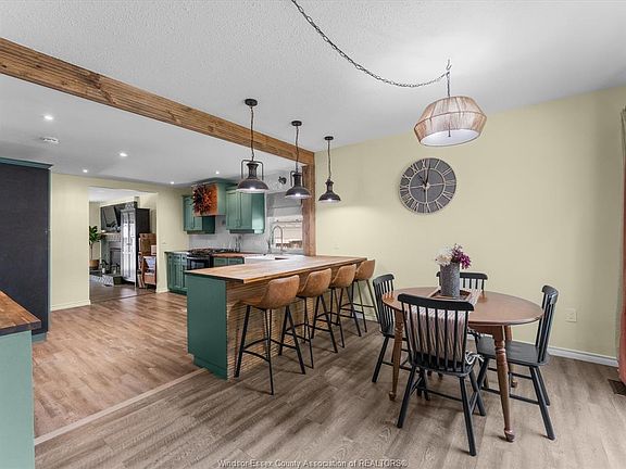 5th image of 1809 Westcott Rd