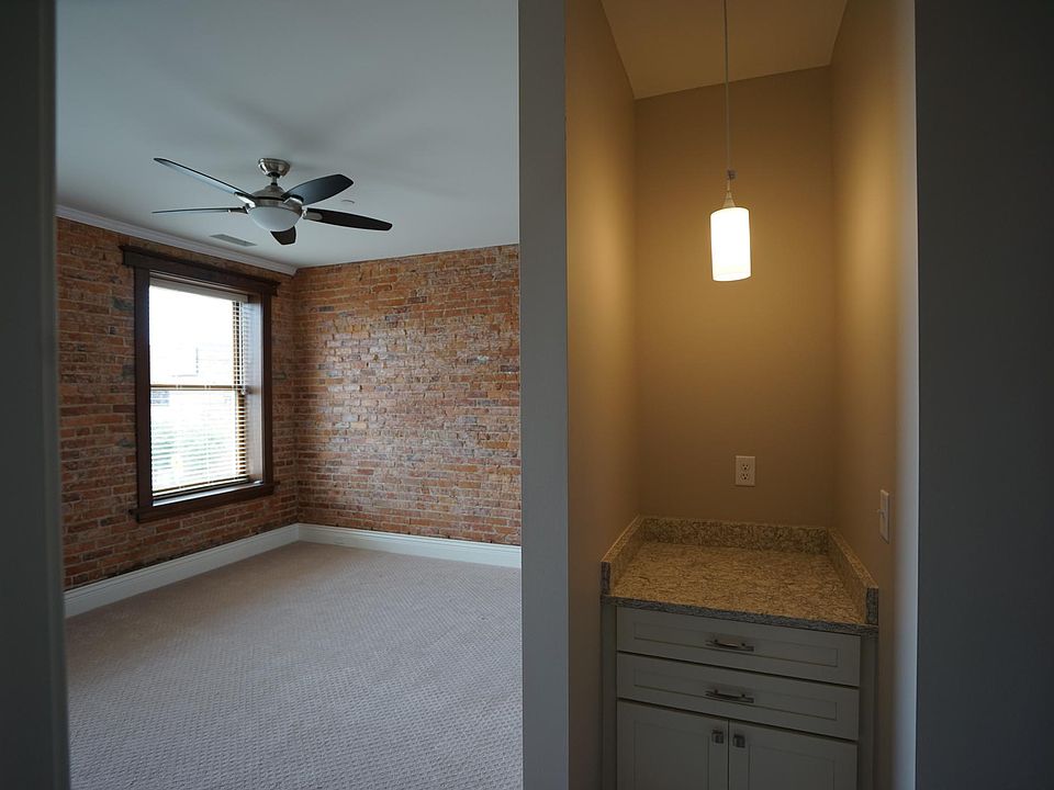 1st image of 320 E Michigan Ave