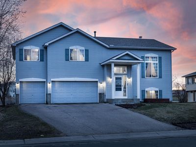 1137 Kinder Dr, Waconia, MN, 55387