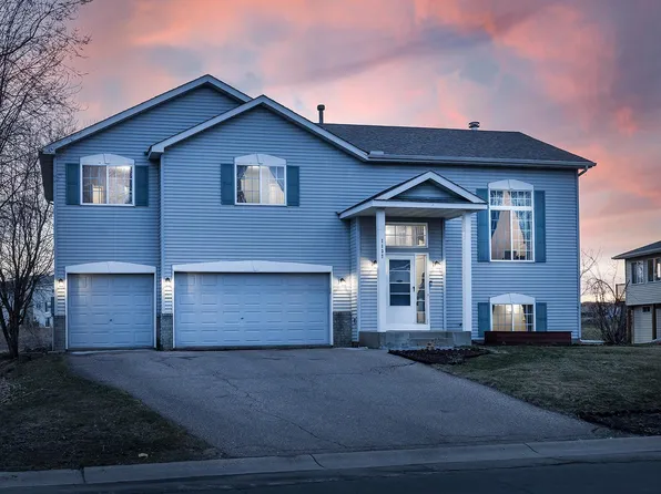 1137 Kinder Dr, Waconia, MN 55387