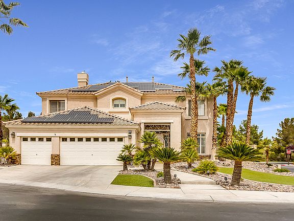 2nd image of 169 Chateau Whistler Ct