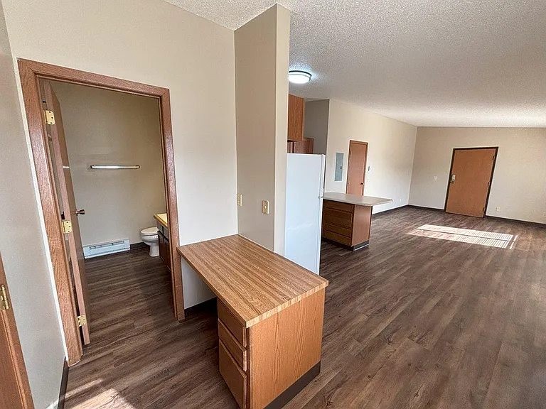 Heritage Apartments — Photo 12