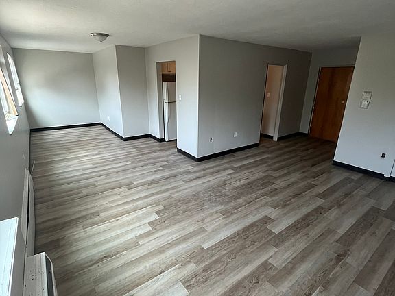 3rd image of 17731 Lakeshore Blvd #17874032