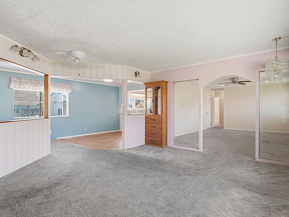3rd image of 1330 Farrell Ln