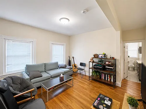 2 Central St #5 Photo 1
