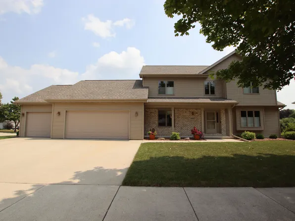 1612 Petula Ave, Fond Du Lac, WI 54937