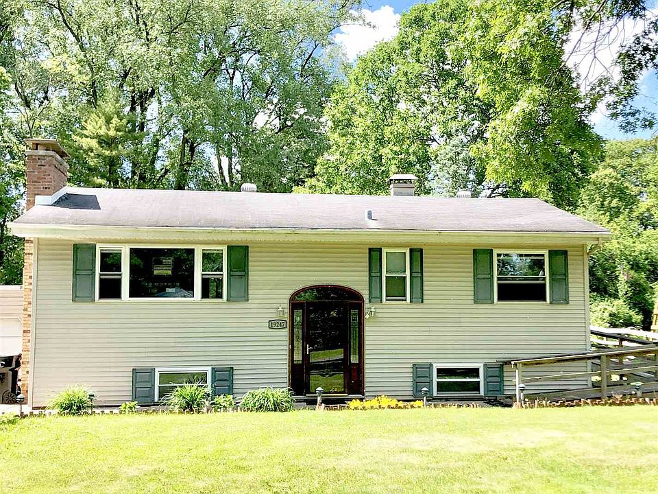 1st image of 19247 Waite Blvd