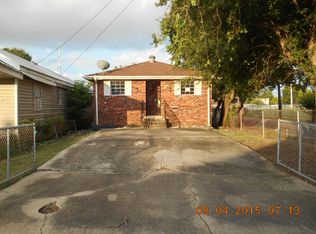 9036 Edinburgh St, New Orleans, LA 70118