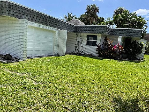 3rd image of 5206 Yellow Pine Ln