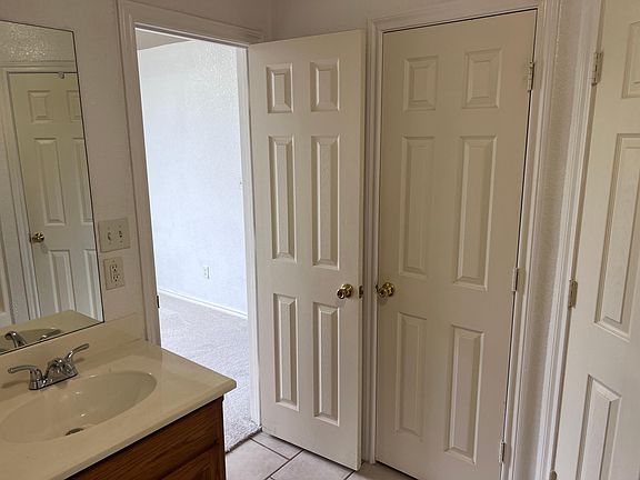 5th image of 5023 Guadalupe Ct