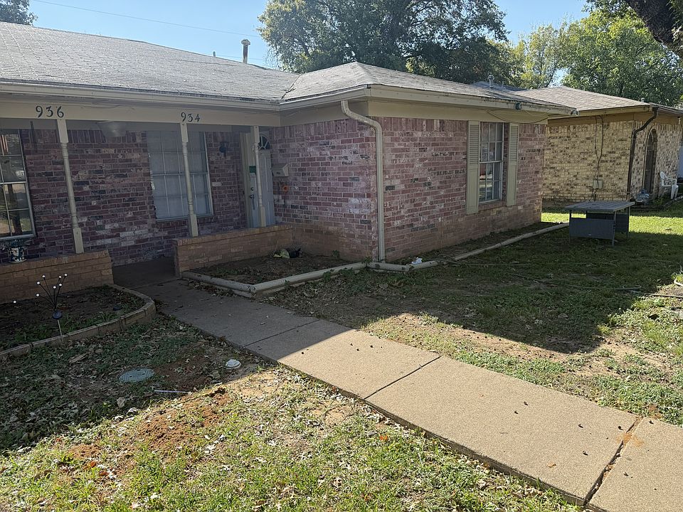 1st image of 934 Lindy Ct