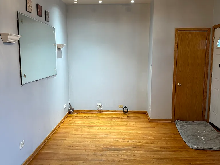 3308 S Hoyne Ave #2F — Photo 10