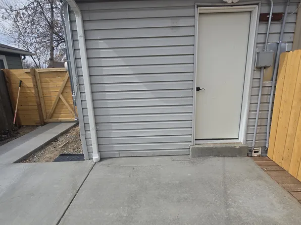 (undisclosed Address), Denver, CO 80220