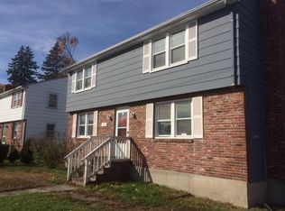 139 Varnum Ave #2, Lowell, MA 01854