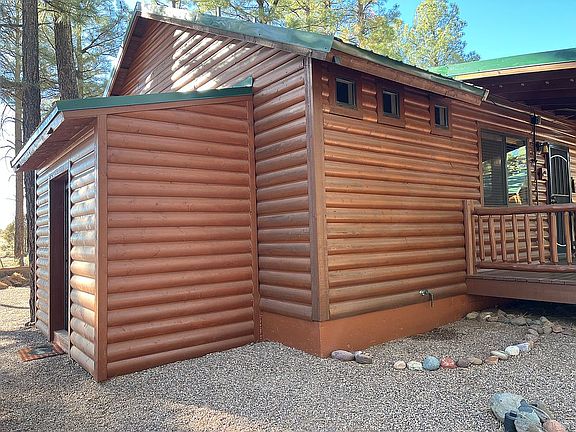 Awesome Utility Shed w/power