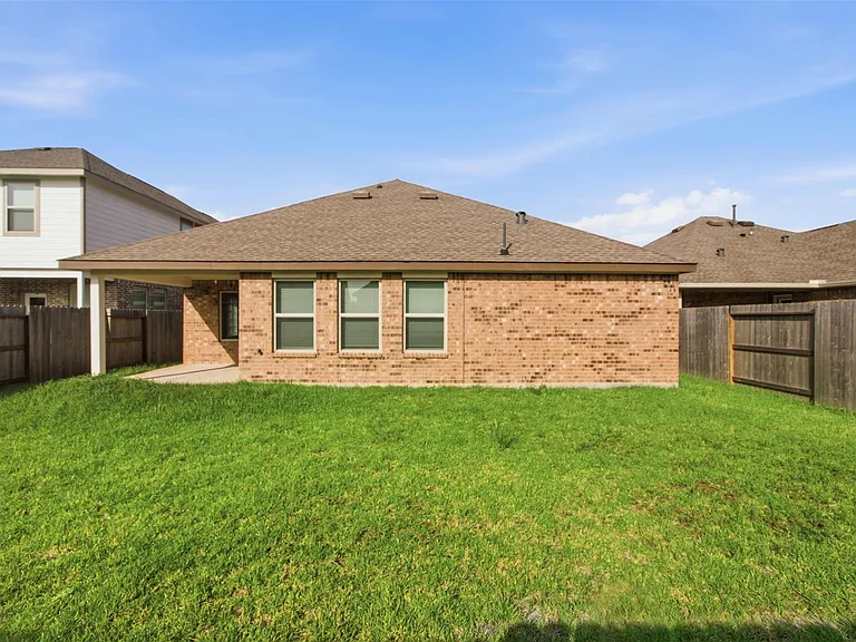 5111 Winslow Grove Dr — Photo 24