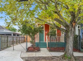 1821 Burdette St, New Orleans, LA 70118