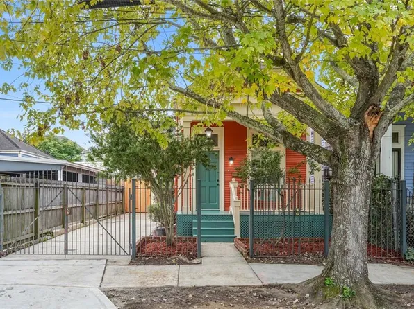 1821 Burdette St, New Orleans, LA 70118