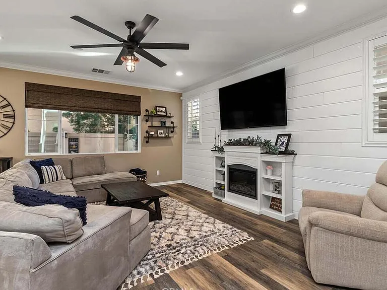 46441 Cask Ln — Photo 3