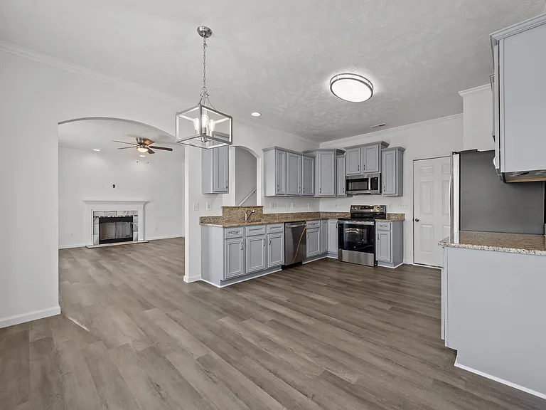 209 Trophy Ridge Dr — Photo 8
