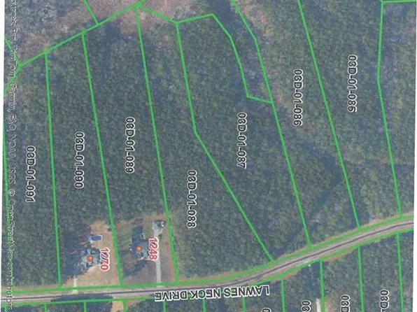 1200 Lawnes Neck Dr, Smithfield, VA 23430