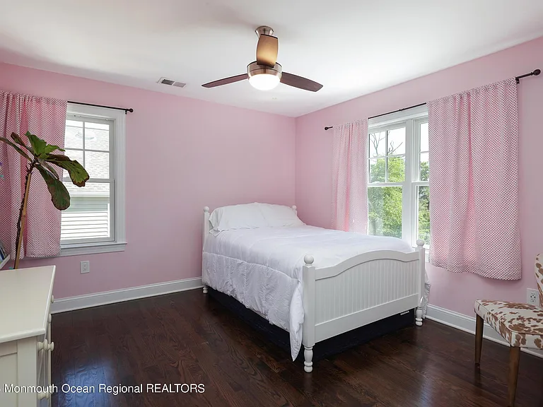155 Osborne Ave — Photo 19