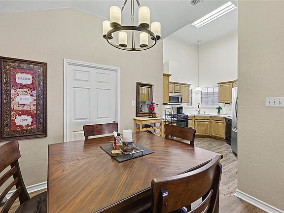 5th image of 4778 Willowick Dr