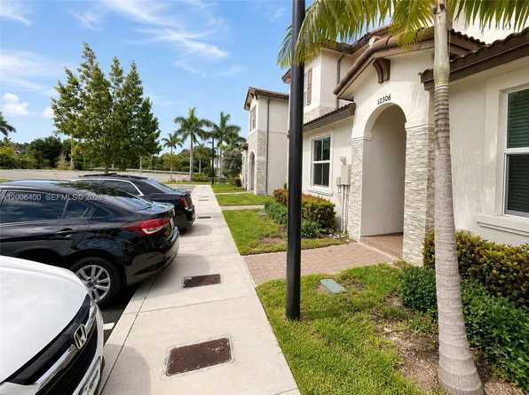 12306 NW 23rd Ct #12306, Miami, FL 33167