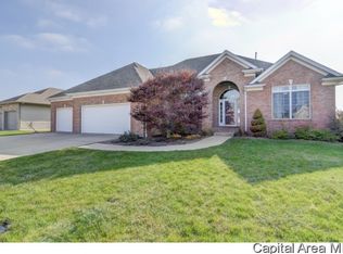 906 River Birch Ct, Chatham, IL 62629