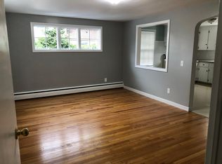 236 Mapleton St, Cranston, RI 02910