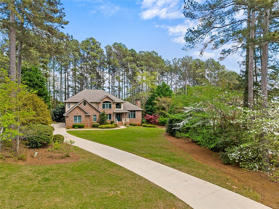 1st image of 408 Sapphire Ct