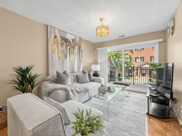 1400 The Esplanade N #602, Pickering, ON L1V 6V2