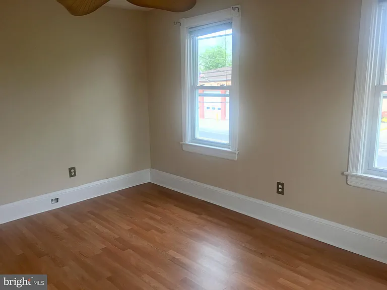 183 Haddon Ave — Photo 8