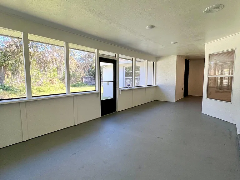 6553 Hidden Beach Cir — Photo 26