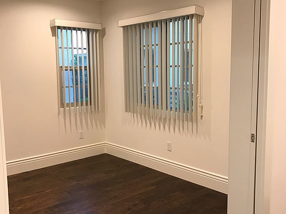 1st Floor: Room/Den/Office