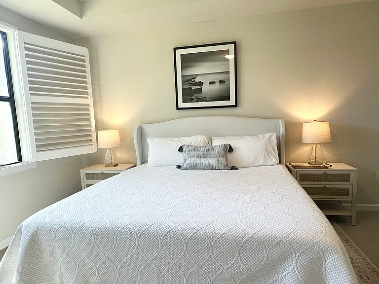 Live Oak Dr — Photo 25
